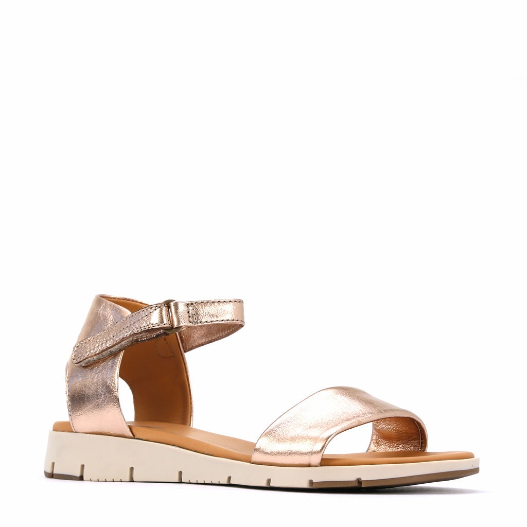 AERIA STRAP SANDAL