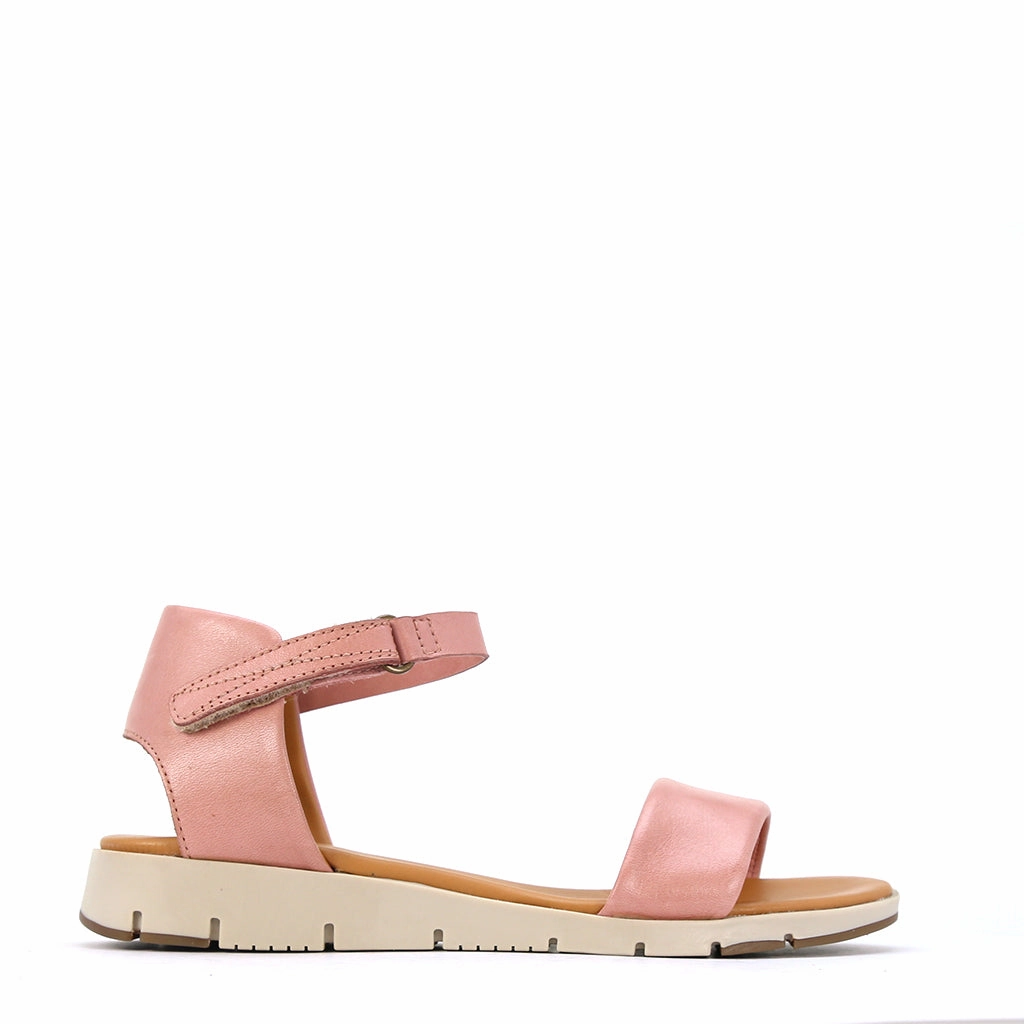 AERIA STRAP SANDAL