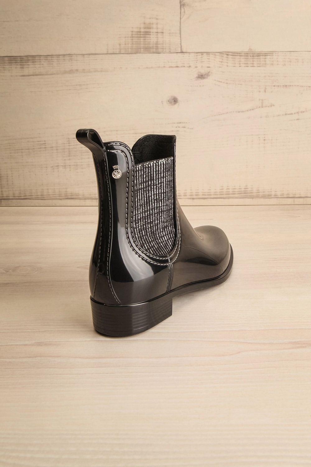 Ainea | Black Glossy Ankle Rain Boots