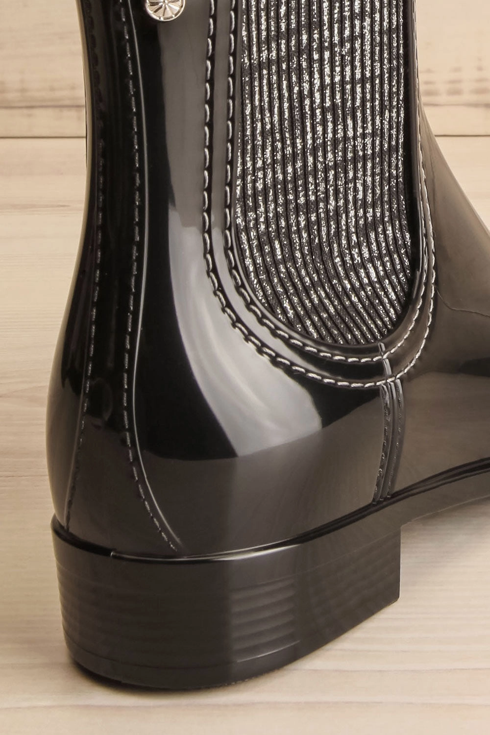 Ainea | Black Glossy Ankle Rain Boots