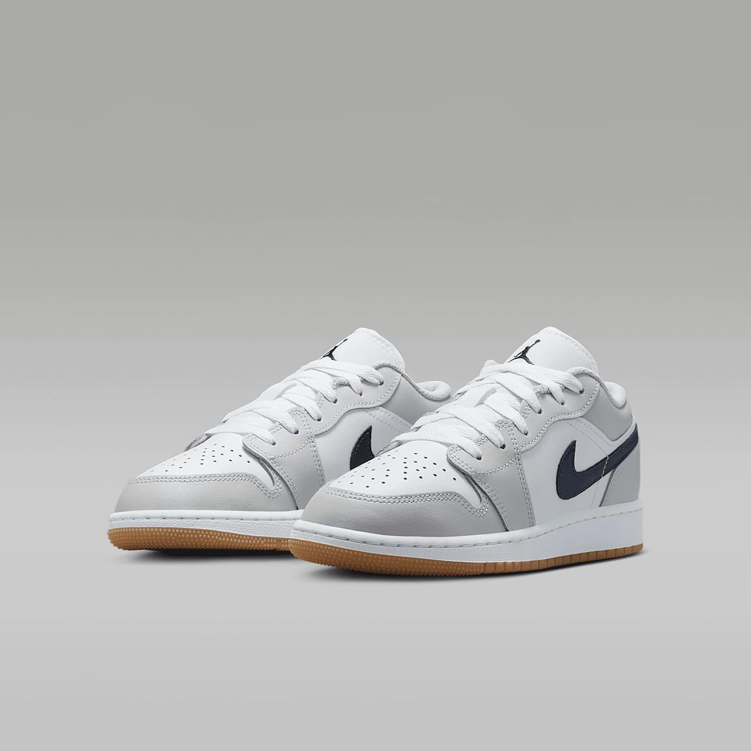 Air Jordan 1 Low Big Kids' Shoes (553560-146, White/Neutral Grey/Gum Medium Brown/Midnight Navy)