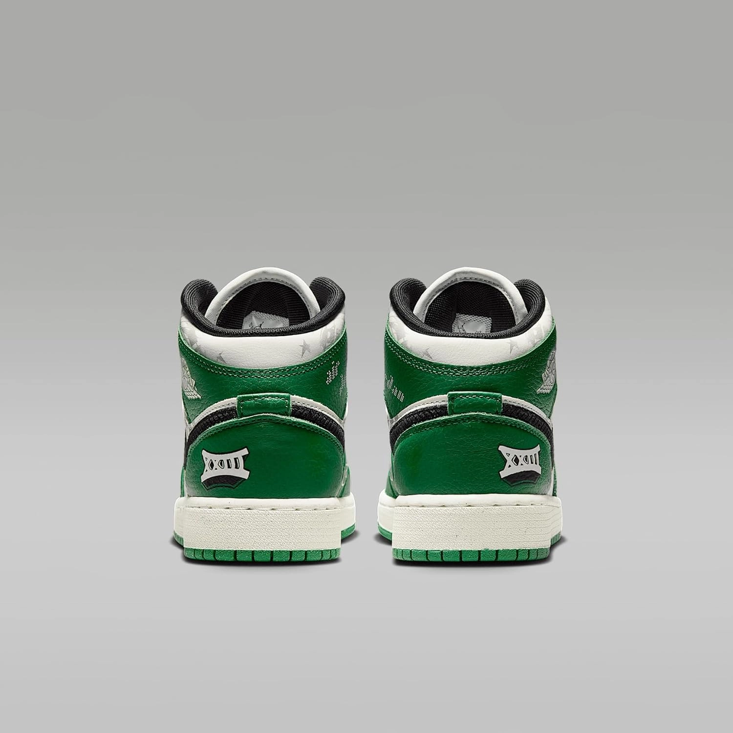 Air Jordan 1 Mid SE Big Kids' Shoes (HF3200-300, Pine Green/Black/Team Orange/Sail)