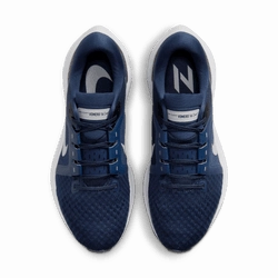 Air Zoom Vomero 16