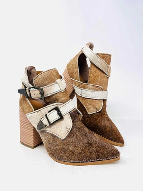 Alcala's Boots Size 7.5 Brown/Beige Buckle(s) Cow Hair Shoes Ankle Boots