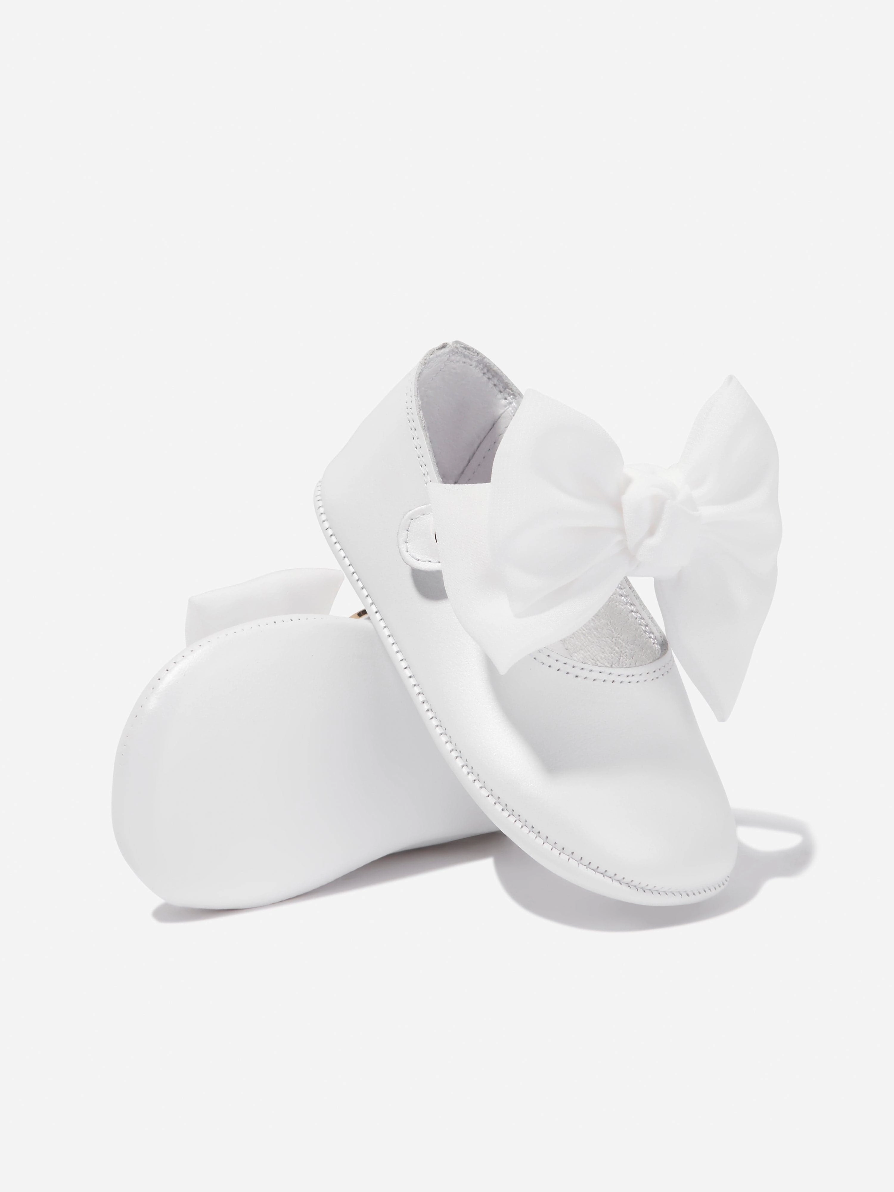Andanines Baby Girls Mary Jane Shoes With Bow in White