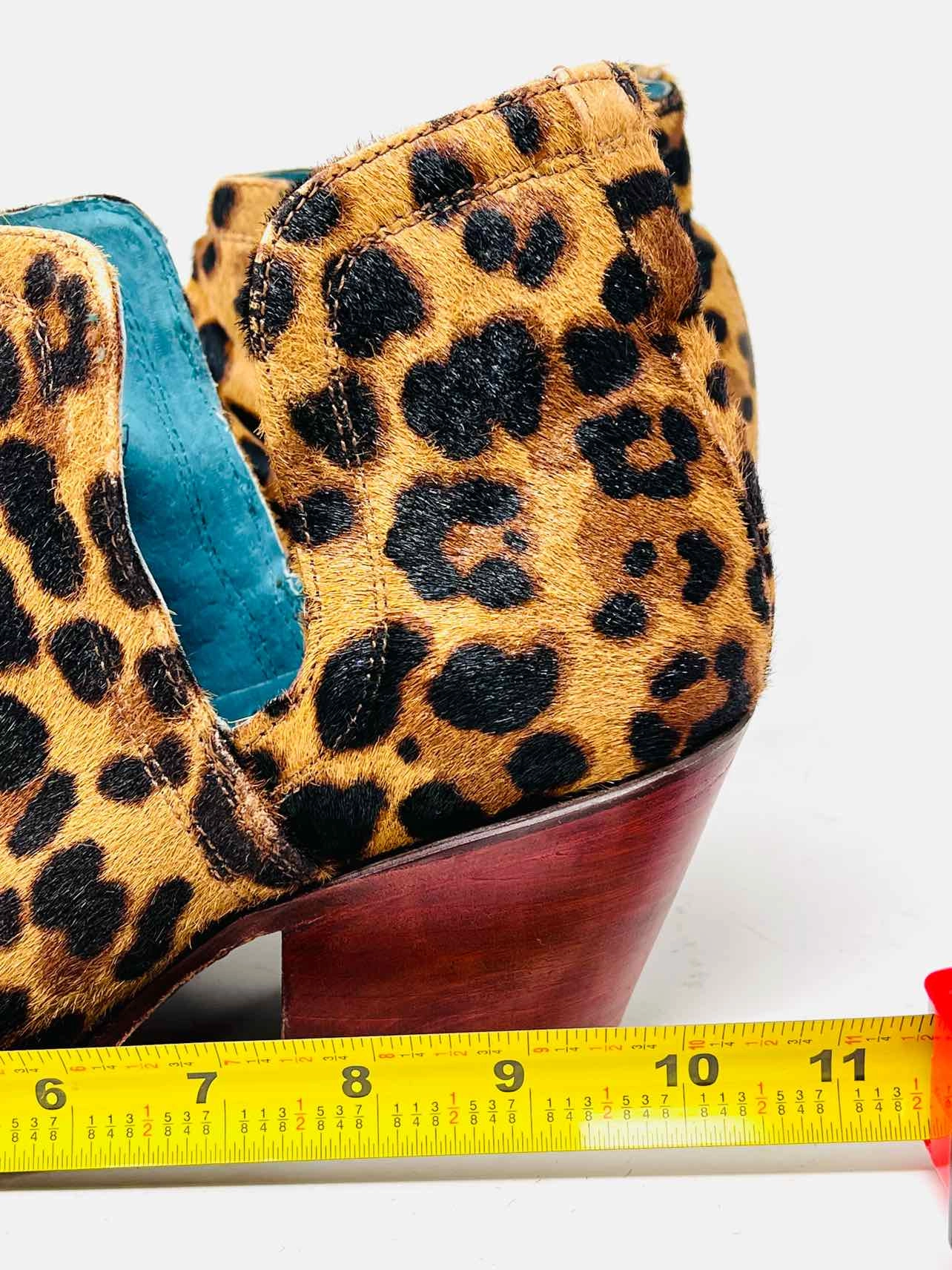 Ariat Size 8.5 Tan/Black Animal Print Cowhide AS IS Shoes Ankle Boots