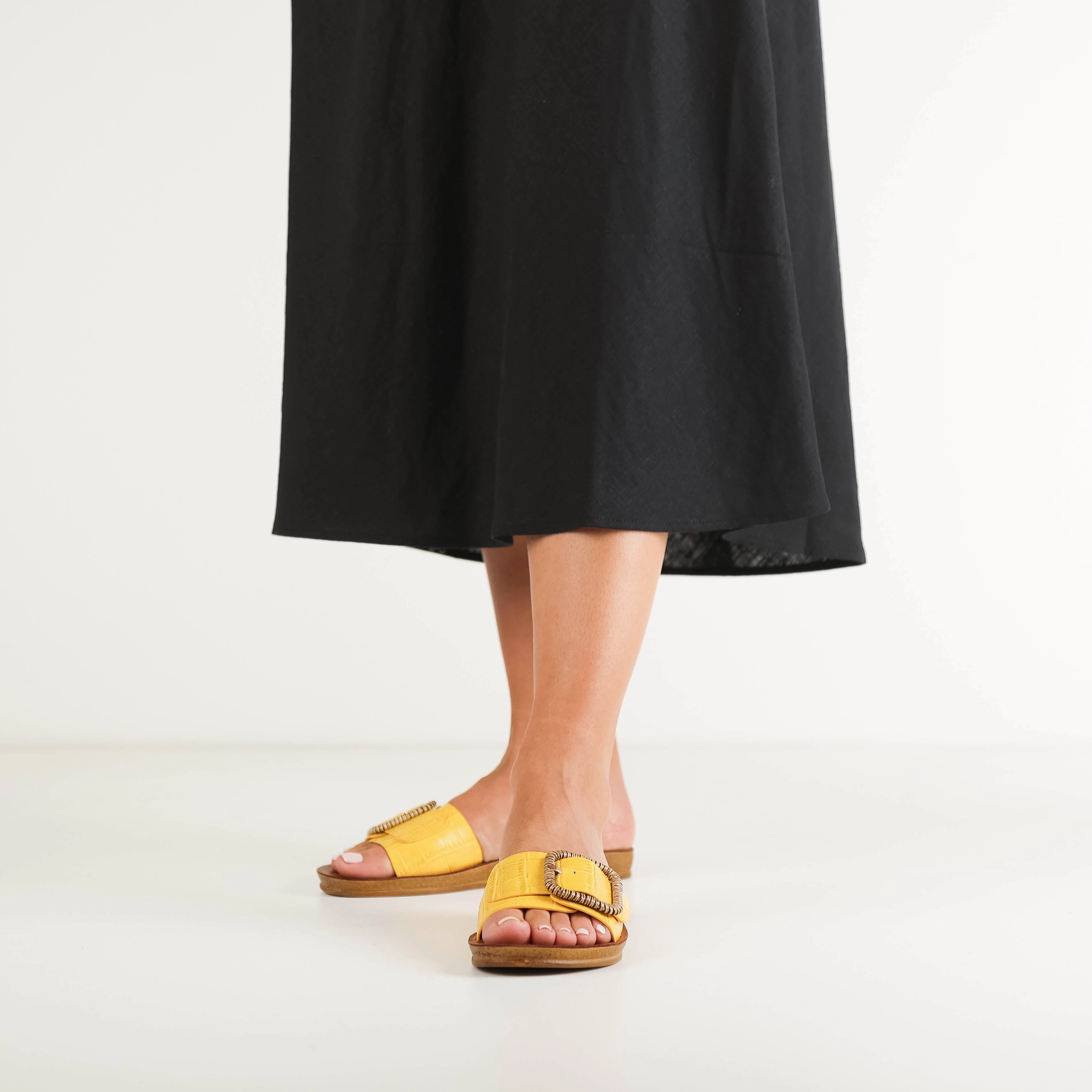 BRIO BUCKLE SLIDE SANDAL