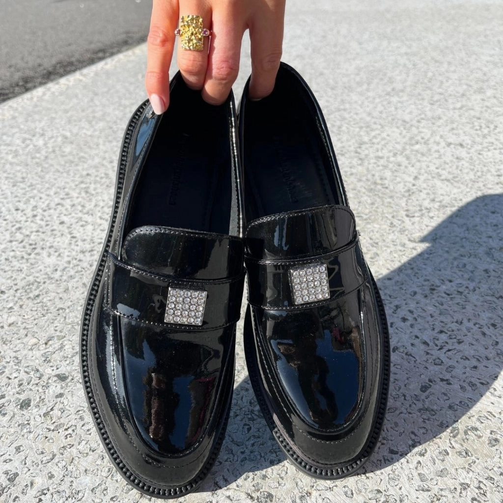 CARRY ME - BLACK PATENT