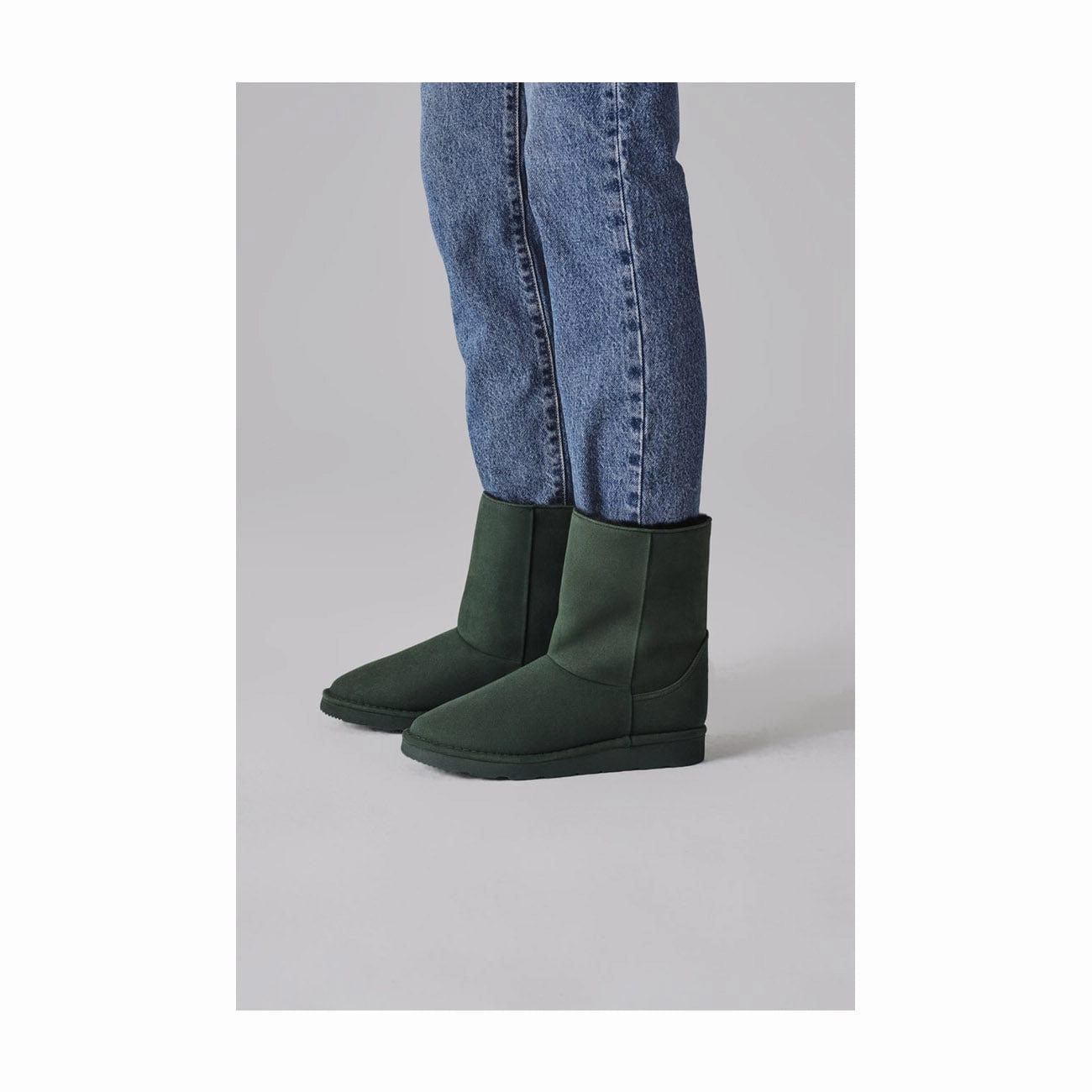 Classic Unisex Vegan Faux Fur Lined Boots | Multiple Colours