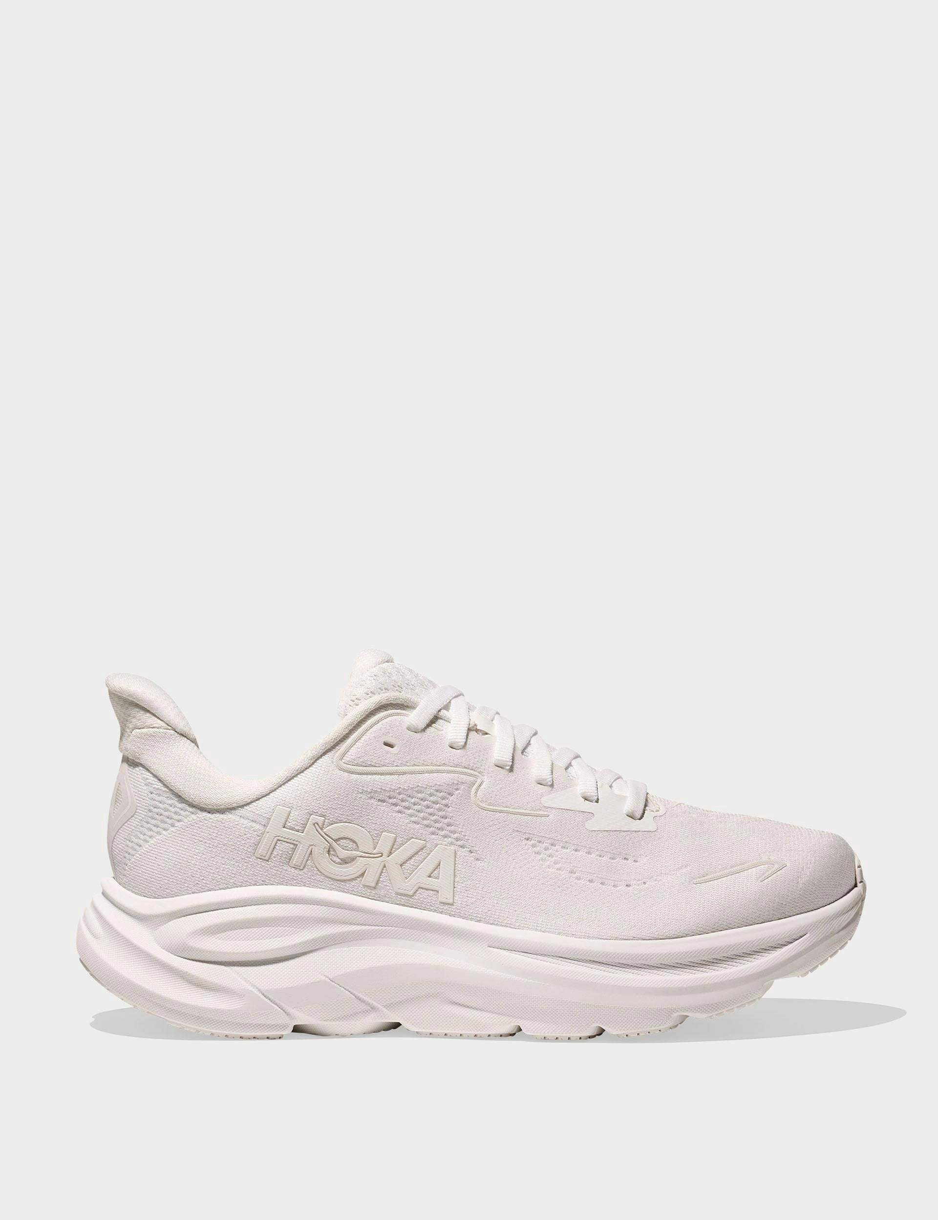 Clifton 10 - White