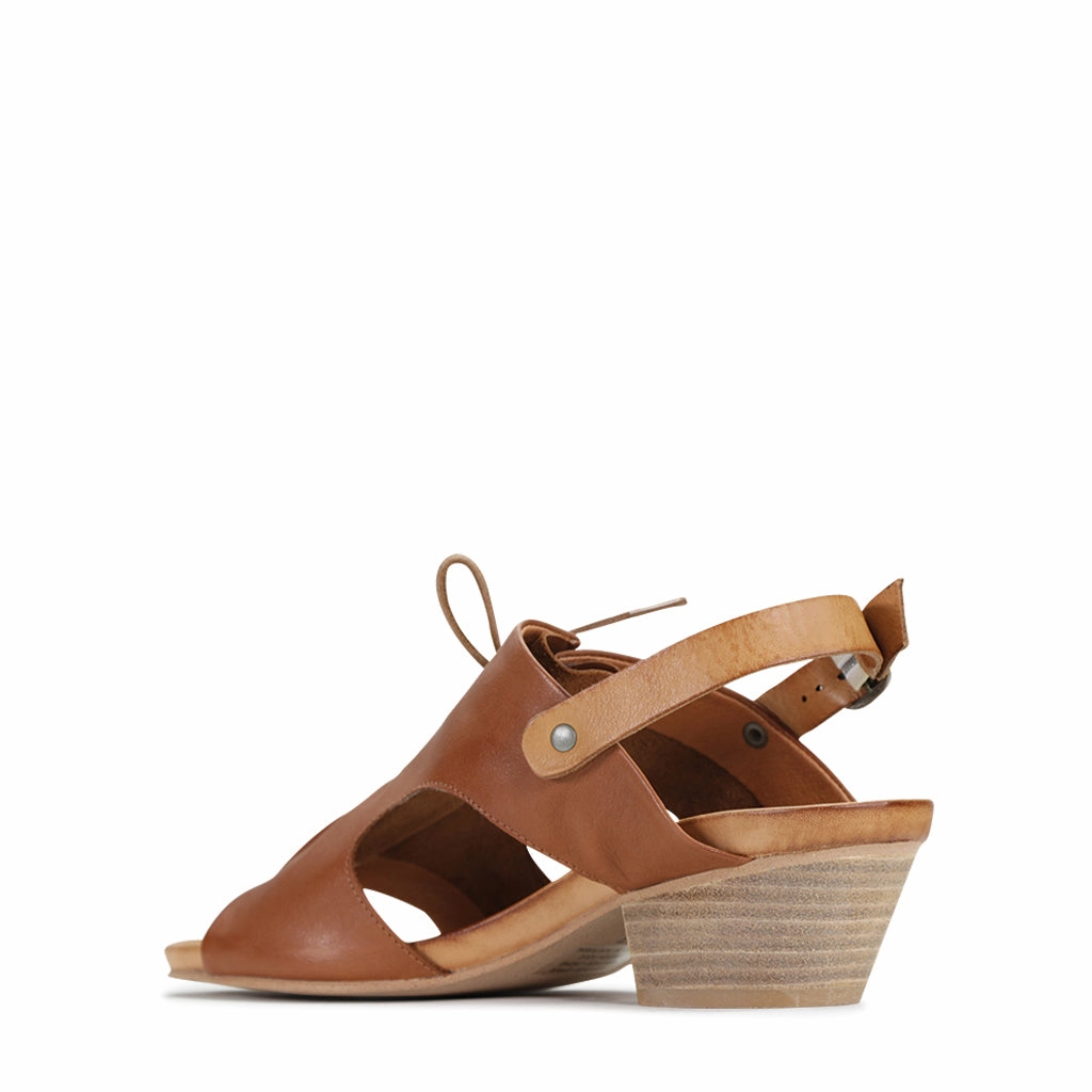 CUBIT LEATHER HEEL SANDALS