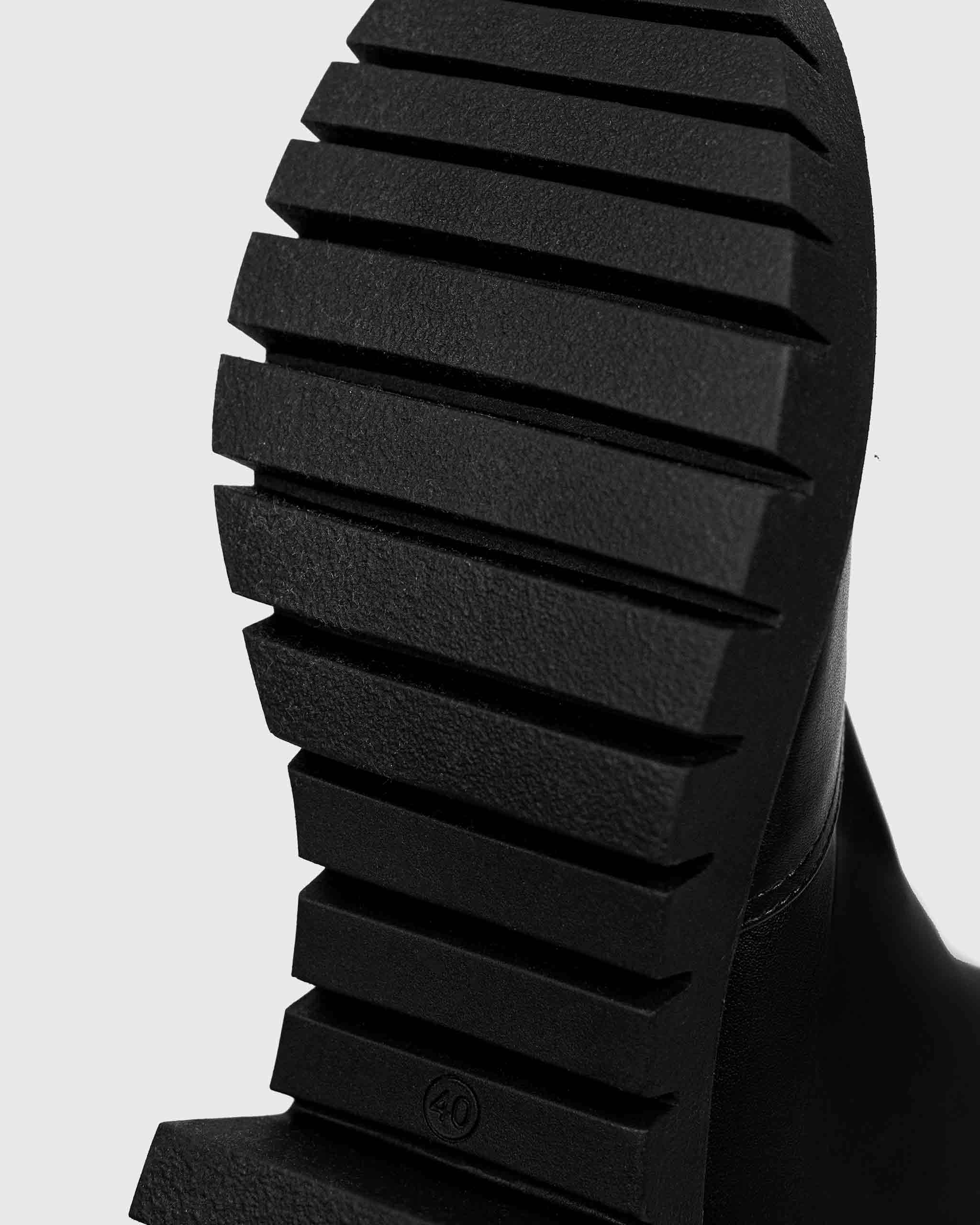 Cyber Desserto Cactus Leather Vegan Ankle Boots | Black