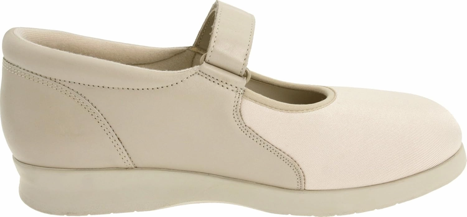 Drew Shoe Women's Bloom II
