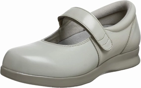 Drew Shoe Women's Bloom II Comfortable Mary Janes