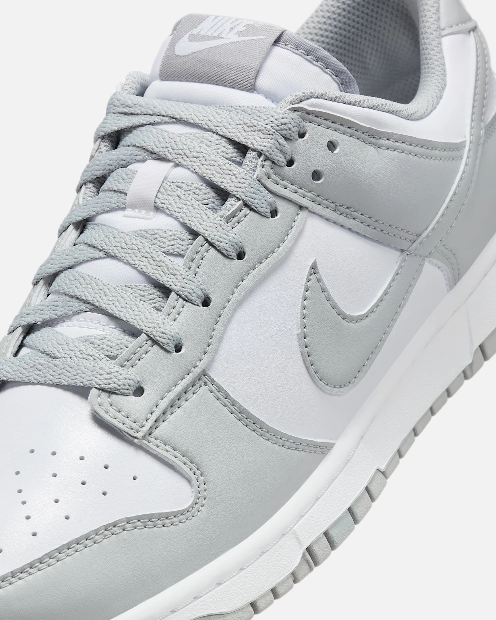 Dunk Low Retro