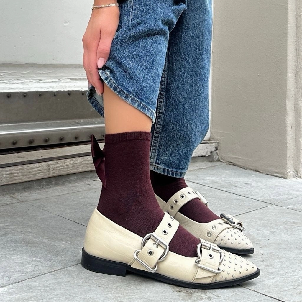 FUTURE VIBES BEIGE - BEIGE
