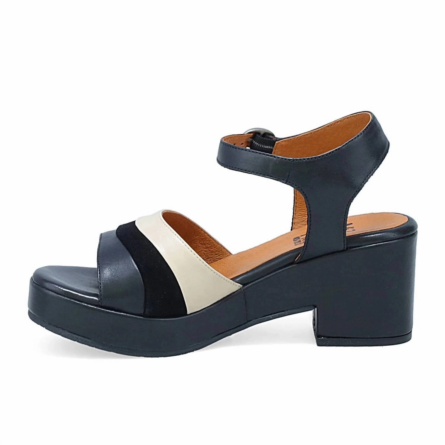 Gala Sandal In Black