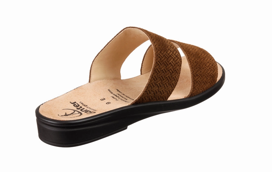 Gan Sleek Brown