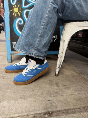 GEN9 Sneaker in Mushroom Blue Suede from MoEa