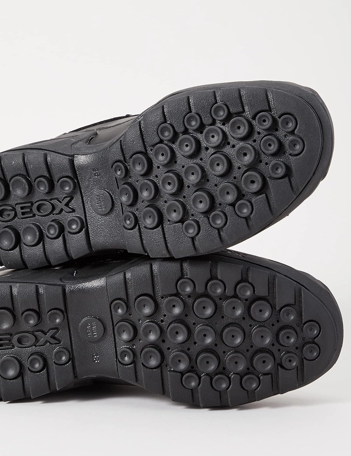 Geox Boys' Newsavage 14 Sneaker