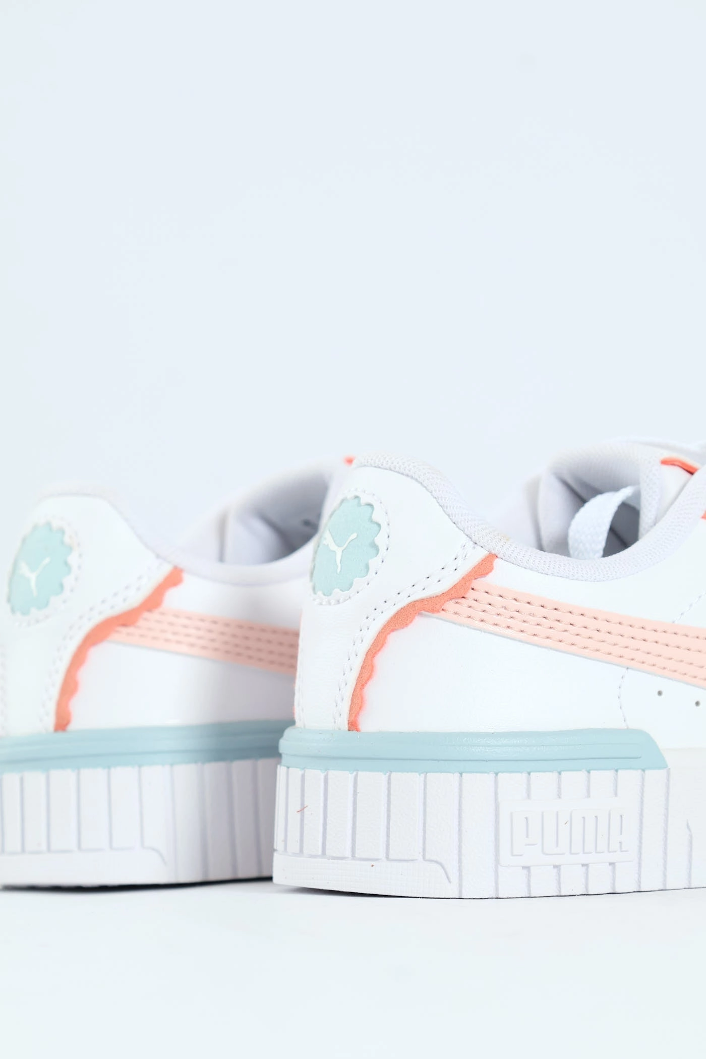 Girls Carina Off Side Sneaker - White