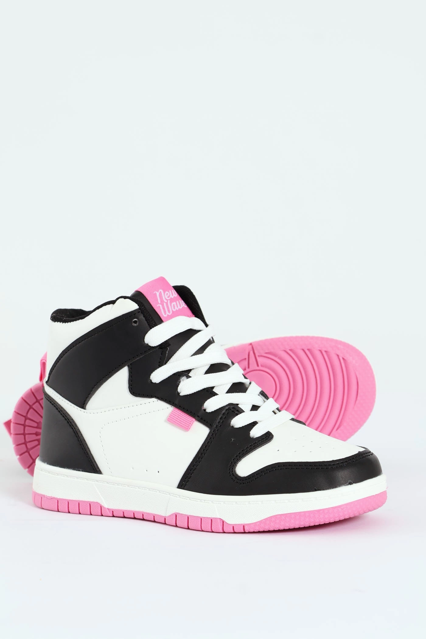 Girls Court High Top Sneaker - Black/Pink
