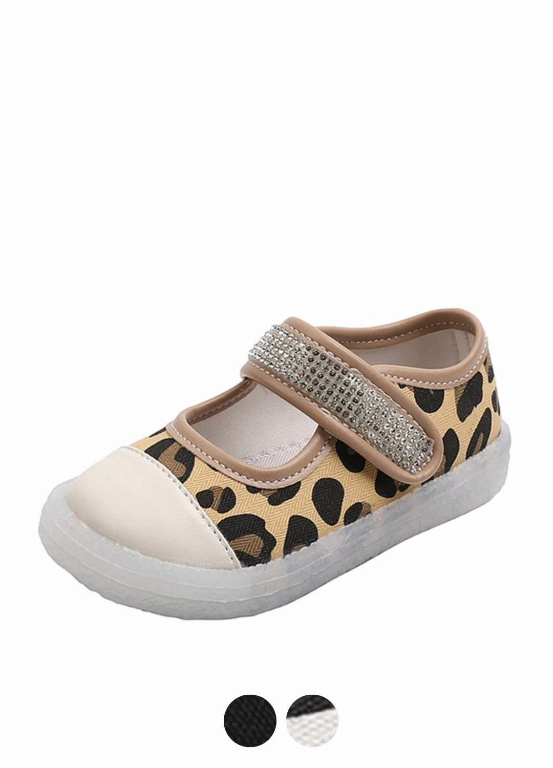 Guti Girls' Flat Shoes