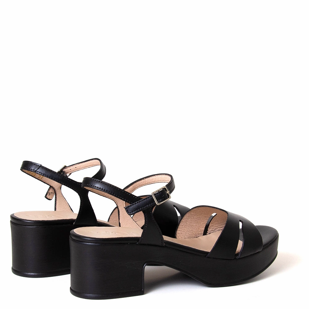 Izzy Women's Leather Sandal