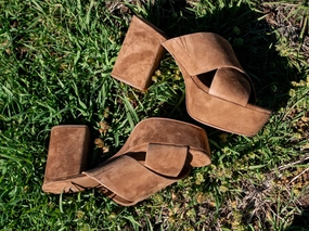 Jeffrey Campbell: Coerce