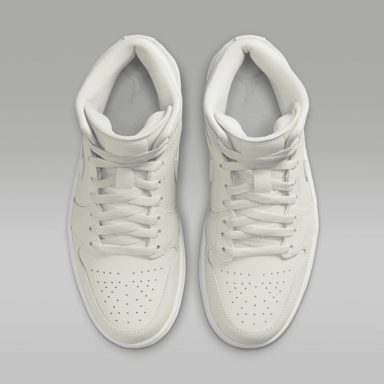 Jordan Air 1 Mid Women's Shoes (BQ6472-021, Phantom/Gum Light Brown/White)