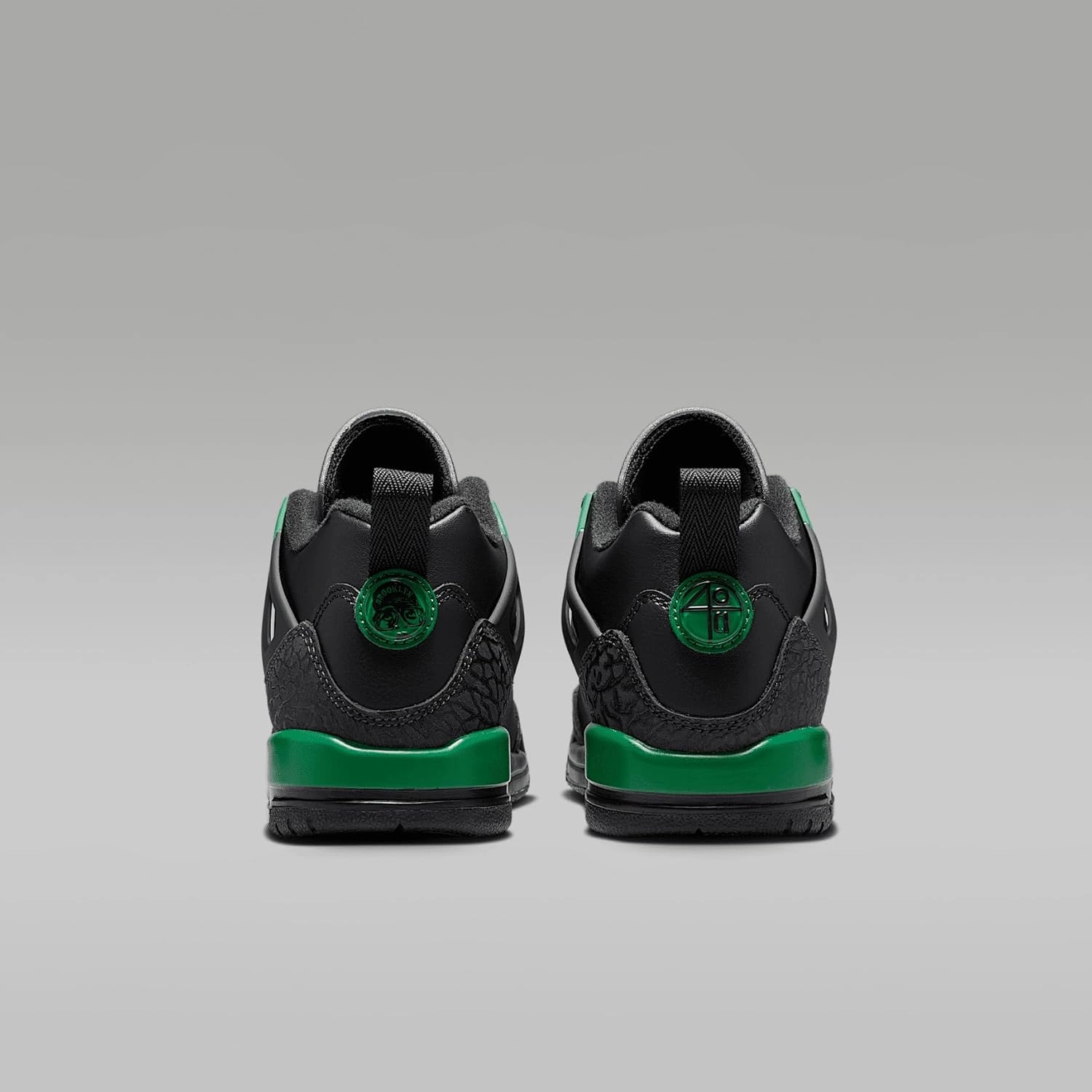 Jordan Spizike Low Big Kids' Shoes (FQ3950-003, Black/Anthracite/Pine Green)