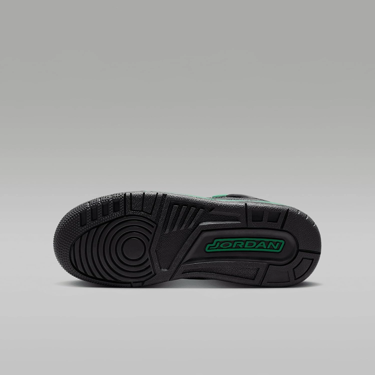 Jordan Spizike Low Big Kids' Shoes (FQ3950-003, Black/Anthracite/Pine Green)