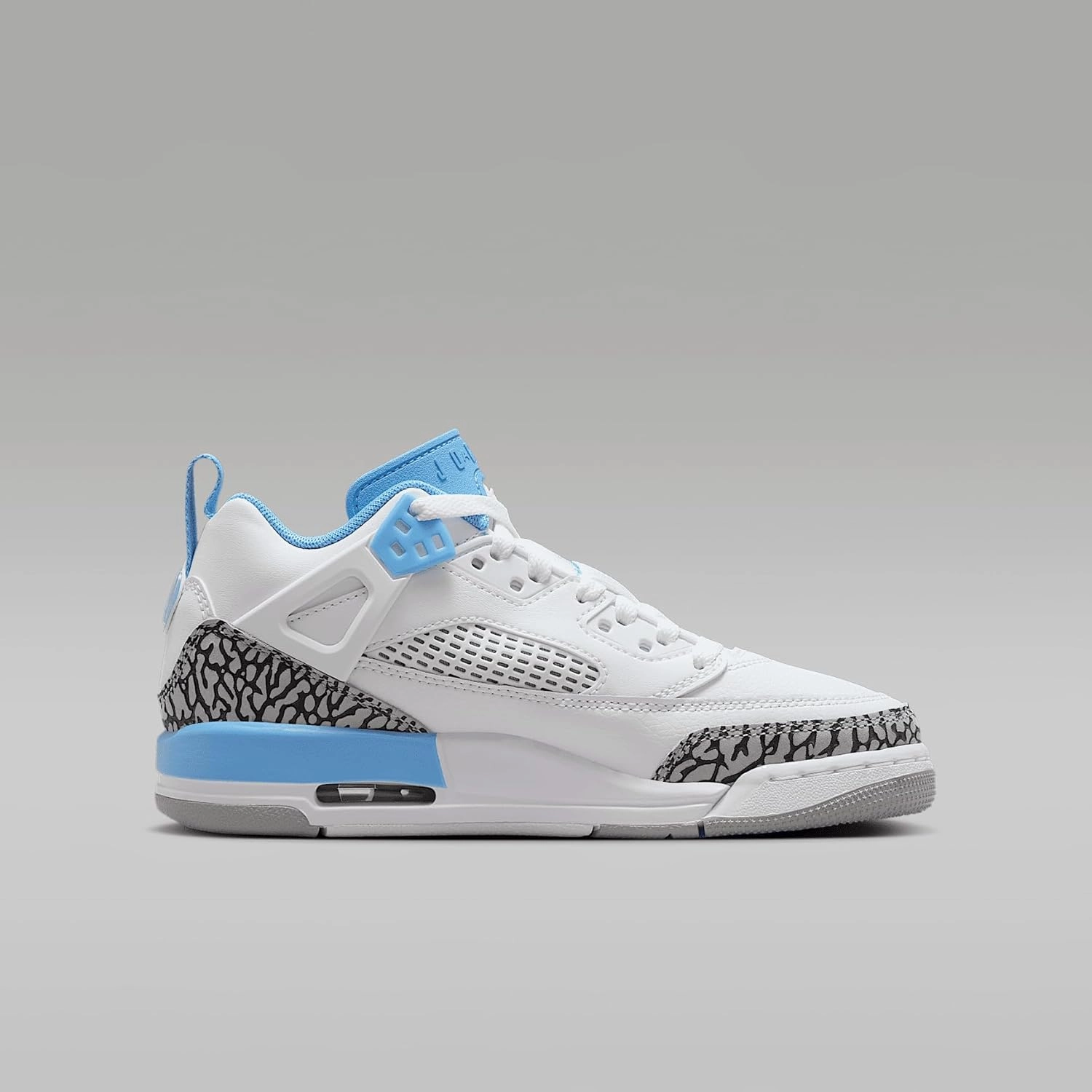 Jordan Spizike Low Big Kids' Shoes (FQ3950-141, White/Wolf Grey/Anthracite/University Blue)