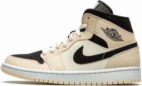 Jordan Womens WMNS Air 1 Mid BQ6472 800 Guava Ice - Size 7W