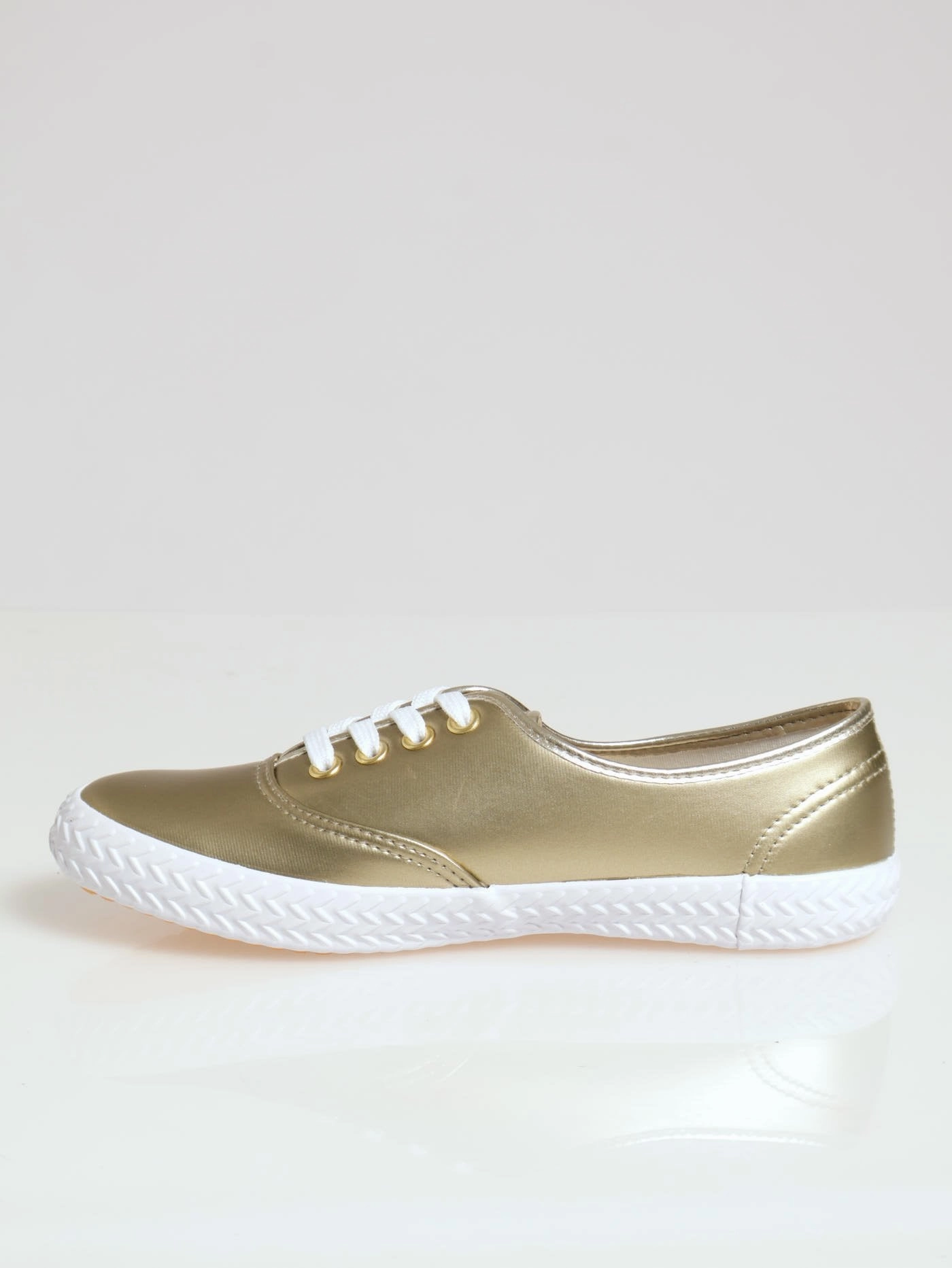 Kelsey Lace Up Lo Sneaker - Gold