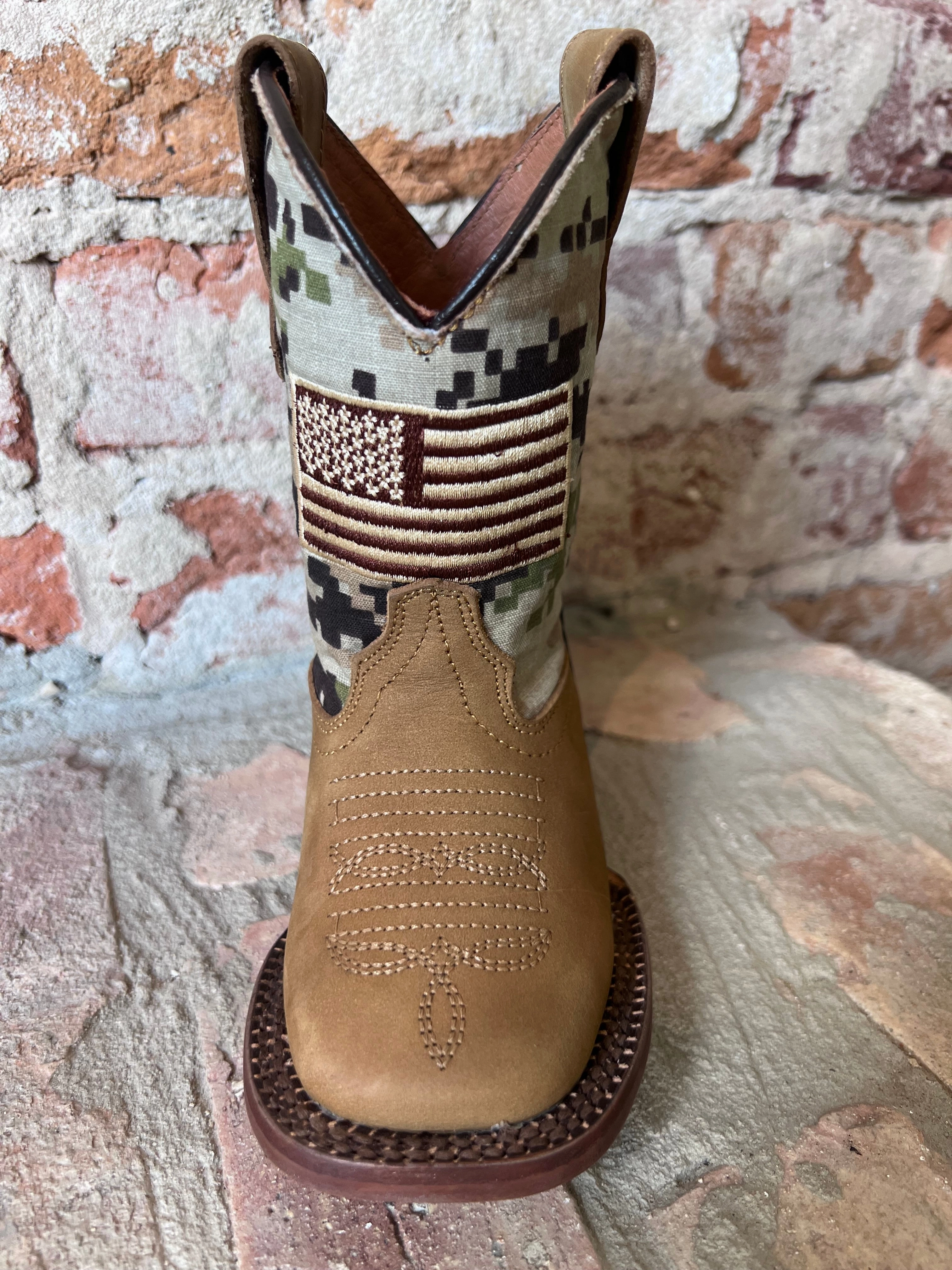 Kids Desert Camo W/Usa Flag