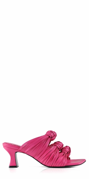 Knotted Fringe Sandals In Fuchsia