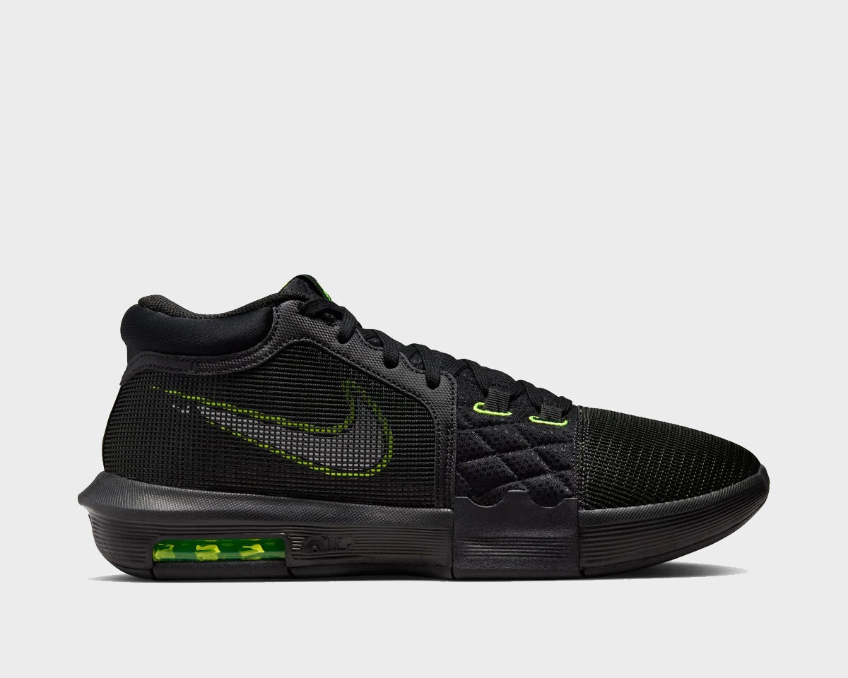 LeBron Witness 8