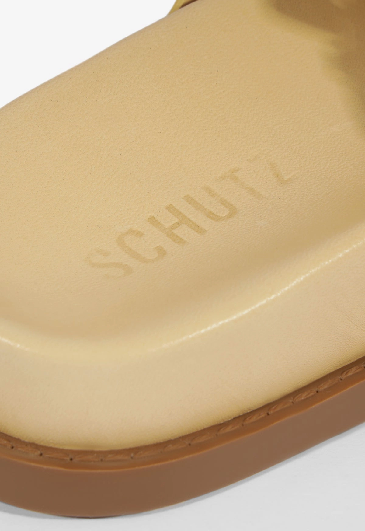 Lois Beige Sporty Sandal