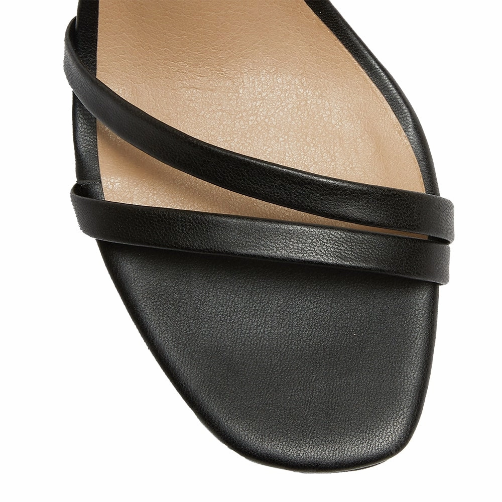 Lulu Heel in Black Smooth