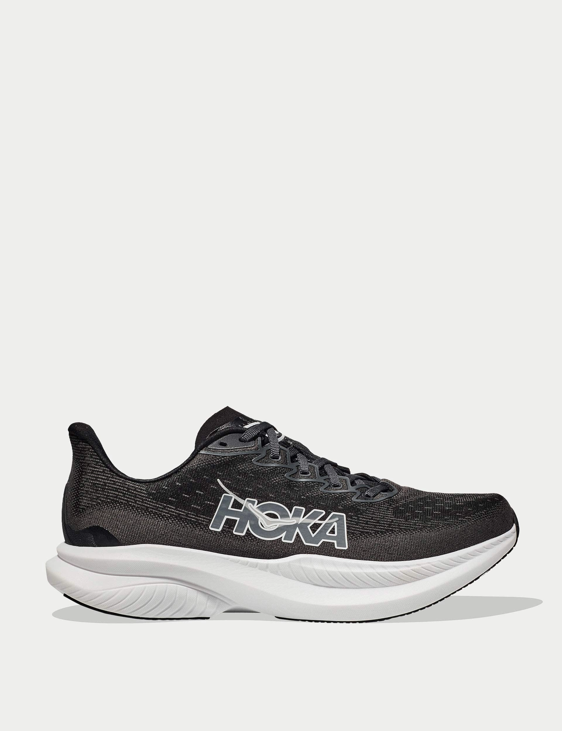 Mach 6 - Black/White