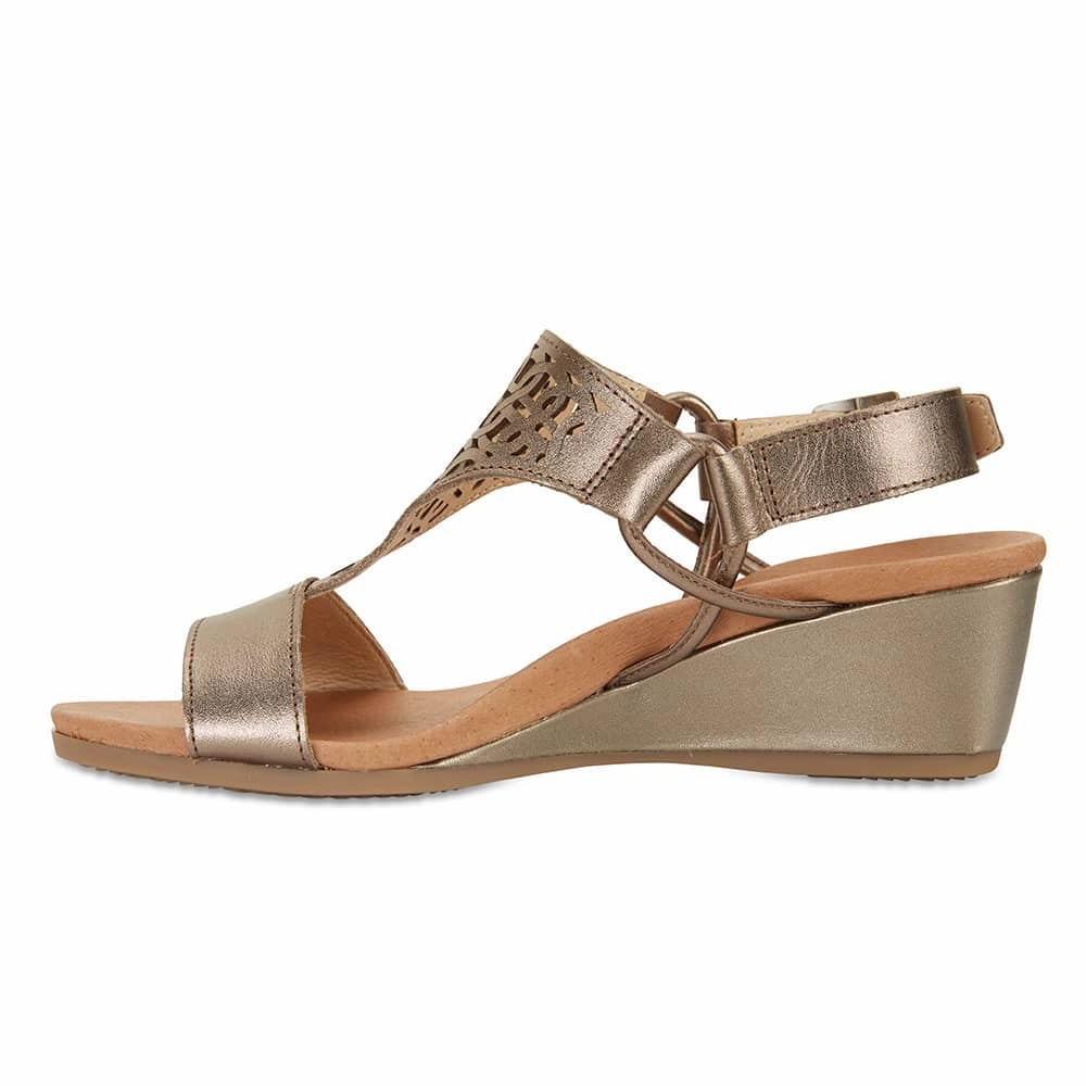 Magnet Heel in Pewter Leather