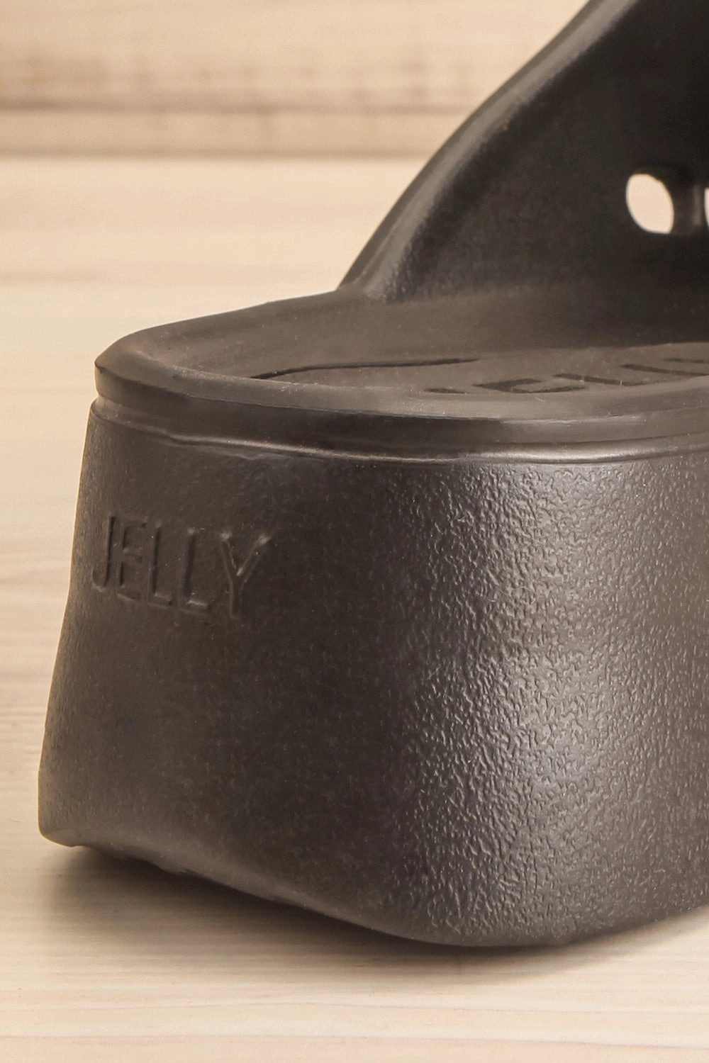 Magnolia Black | Lightweight Mules
