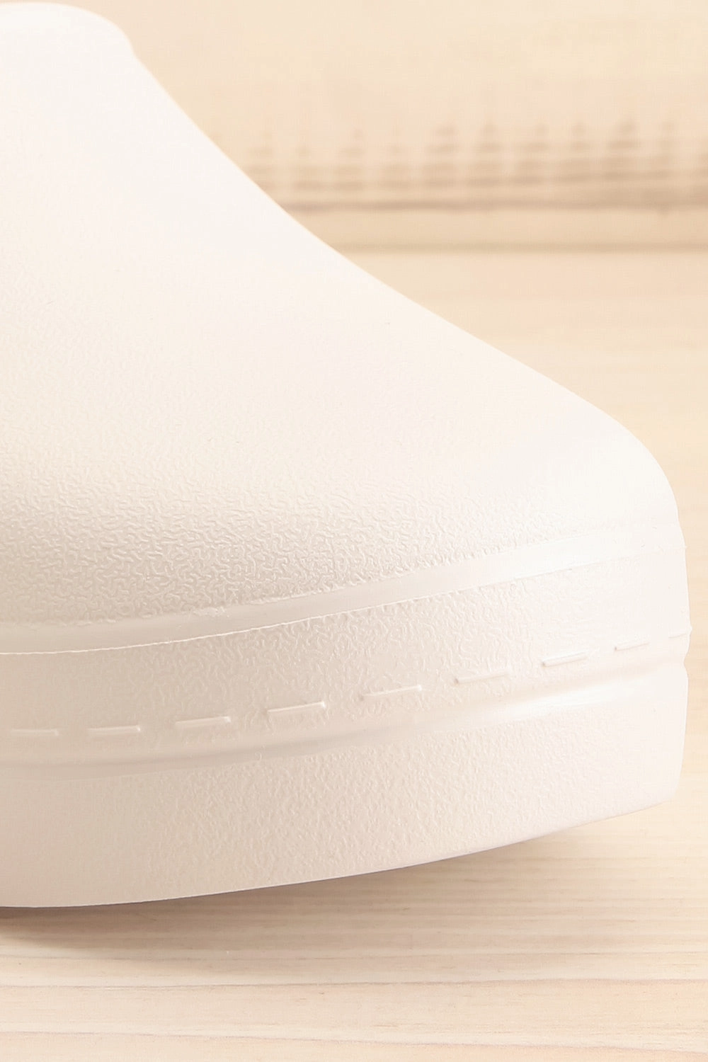 Magnolia White | Lightweight Mules