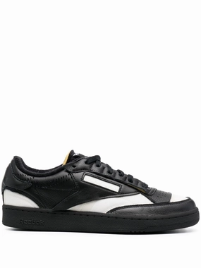 MAISON MARGIELA X REEBOK Sneakers Black