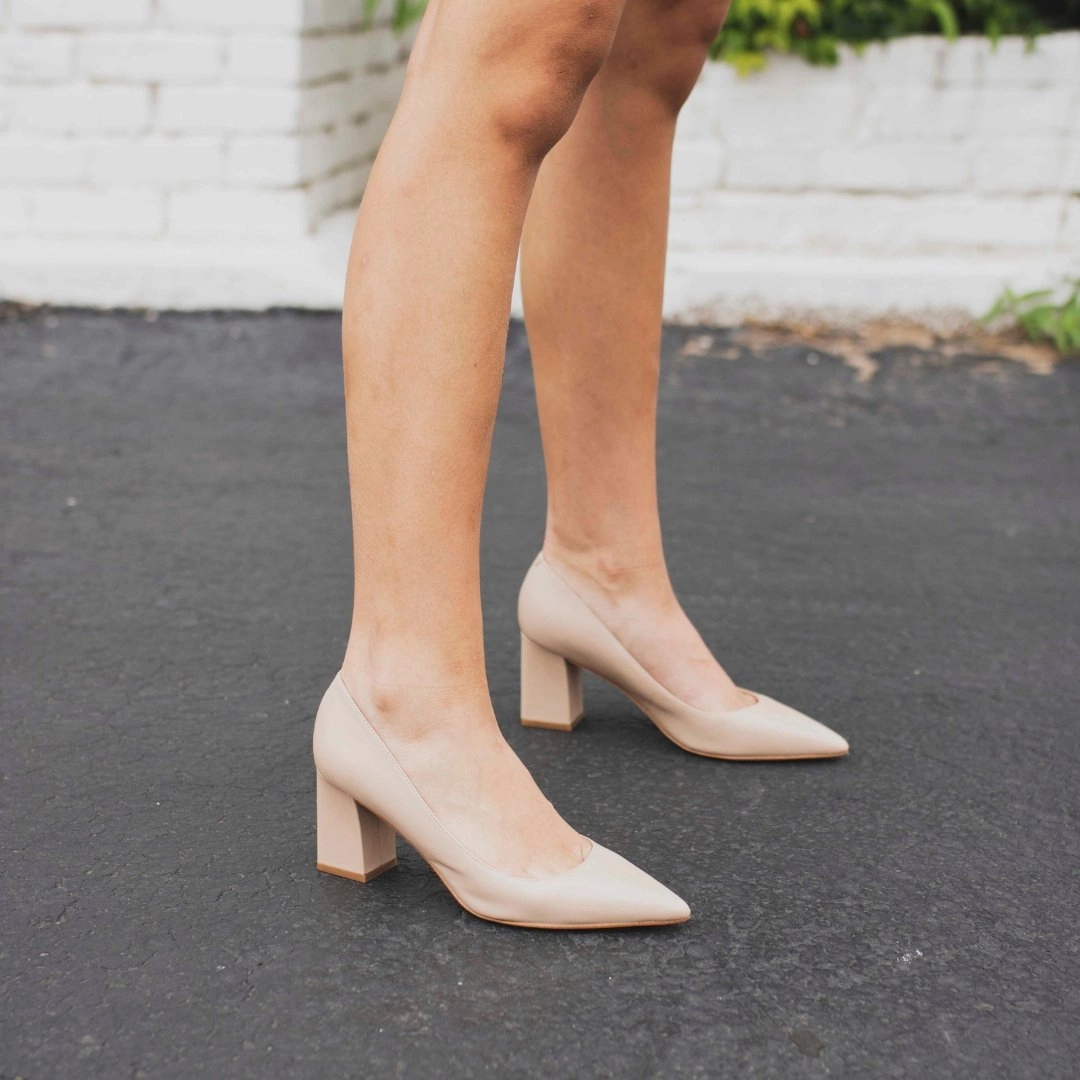 Marc Fisher: Zala in Natural Leather