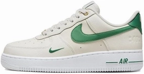 Nike Air Force 1 '07 SE Womens Sail/Malachite-White Size 6