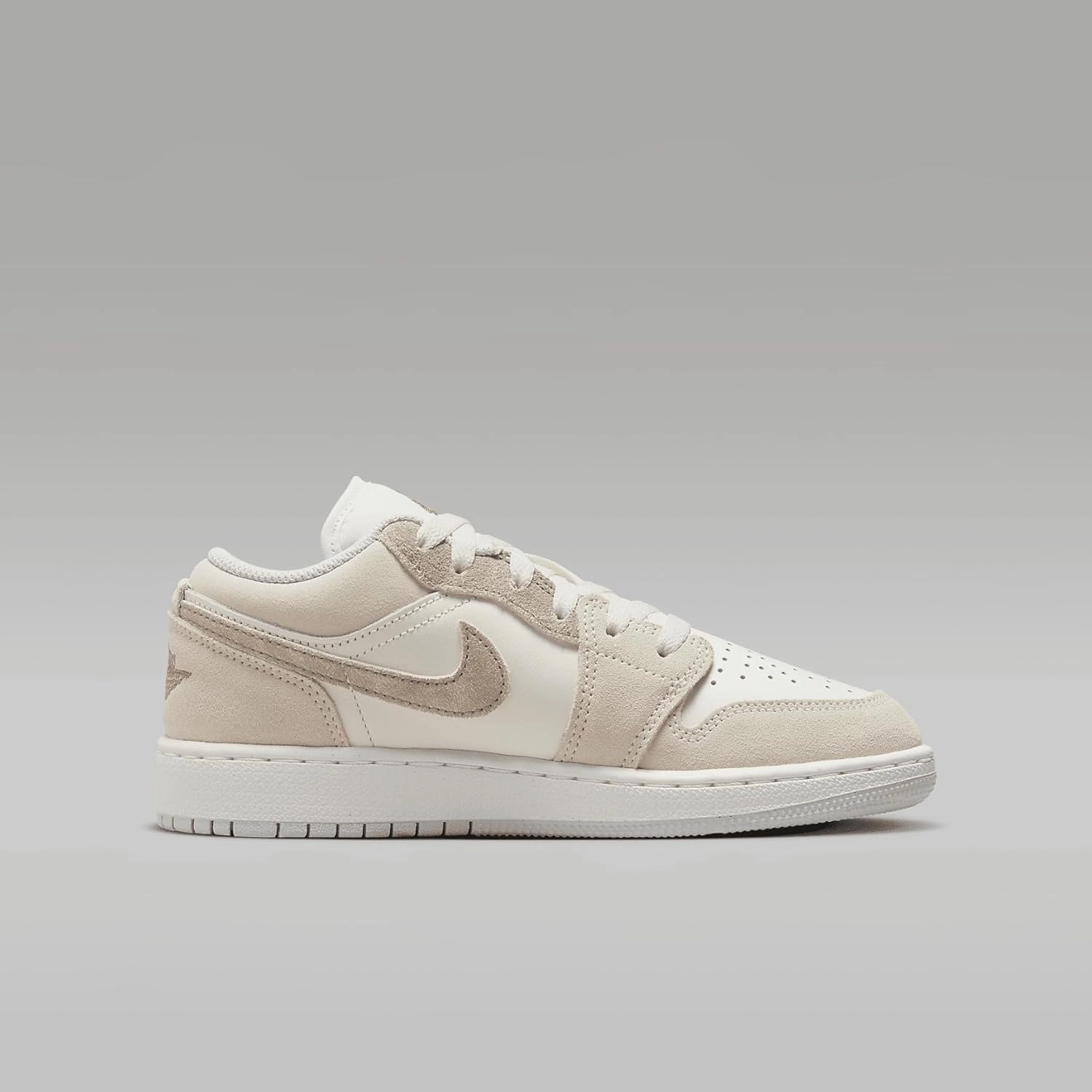 Nike Air Jordan 1 Low SE GS Boys Shoes