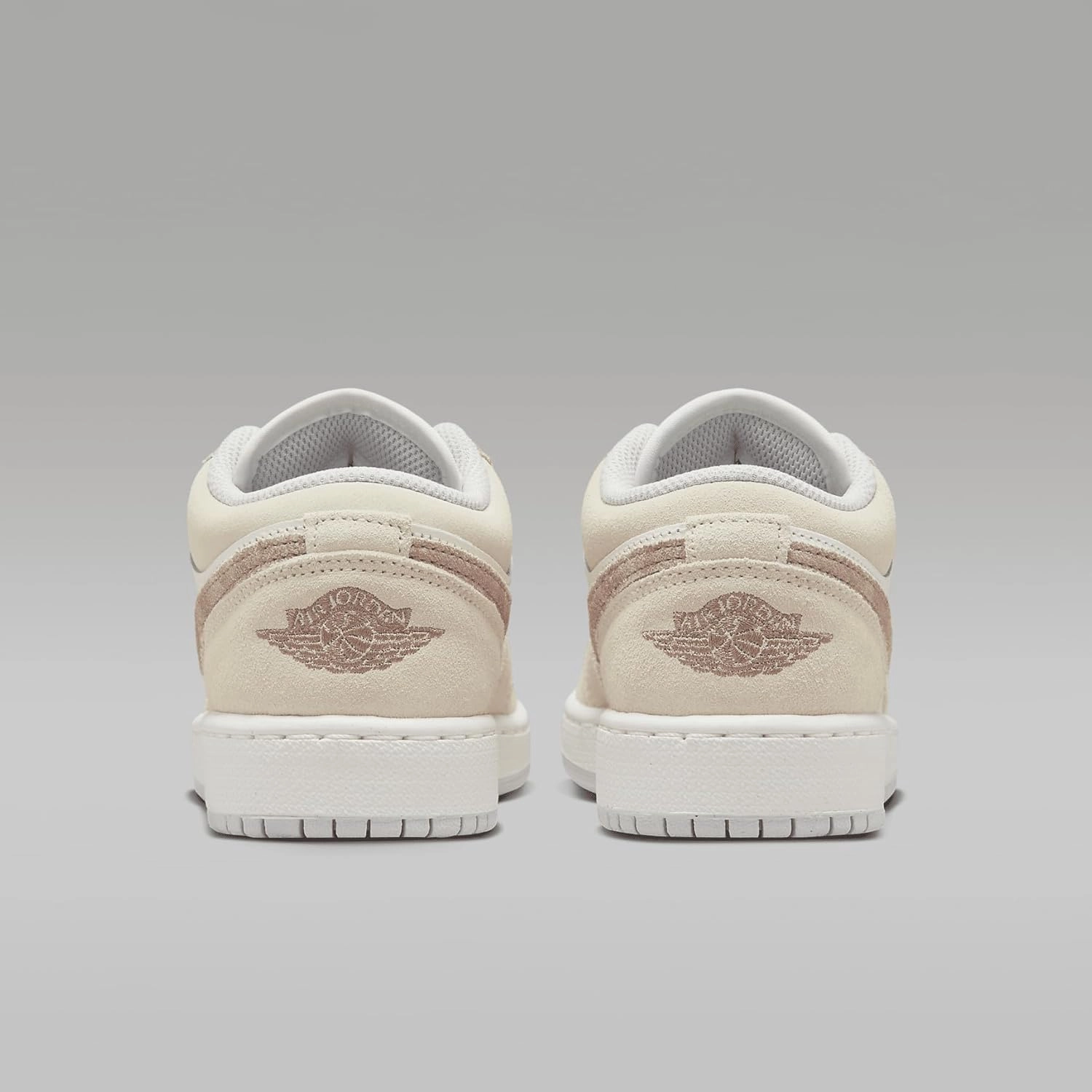 Nike Air Jordan 1 Low SE GS Boys Shoes