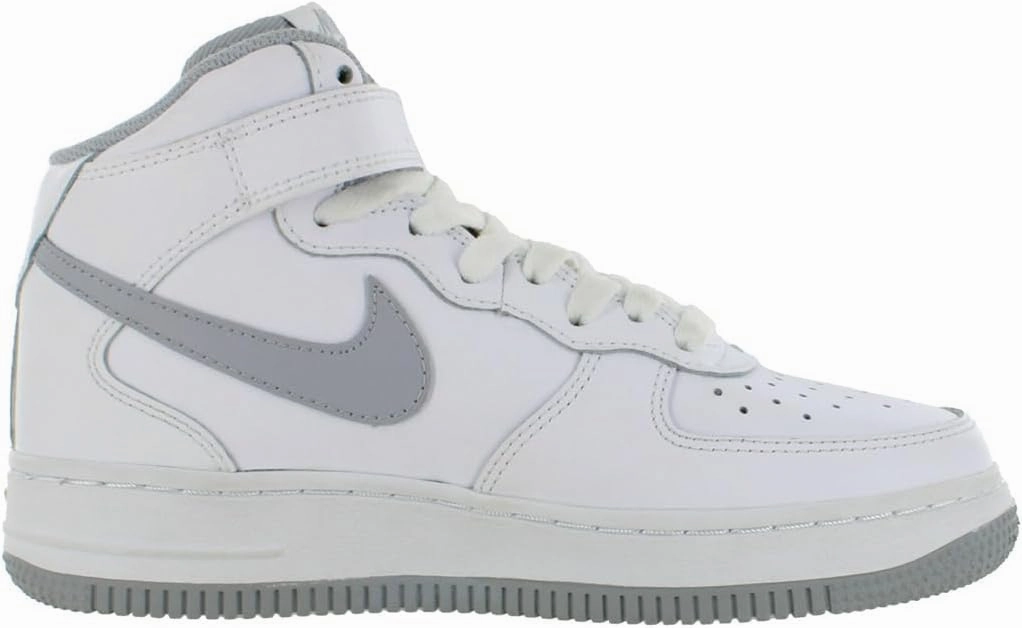 Nike Boy's Air Force 1 Mid Le (Big Kid)
